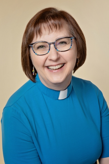 Lynn Robertson, Pastor